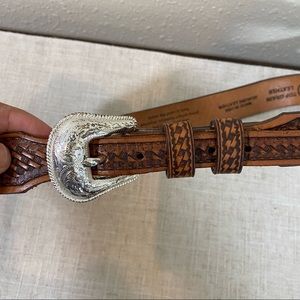 Silver Creek Leather Belt sz 30 Genuine Leather Belt Classic Western Wom…